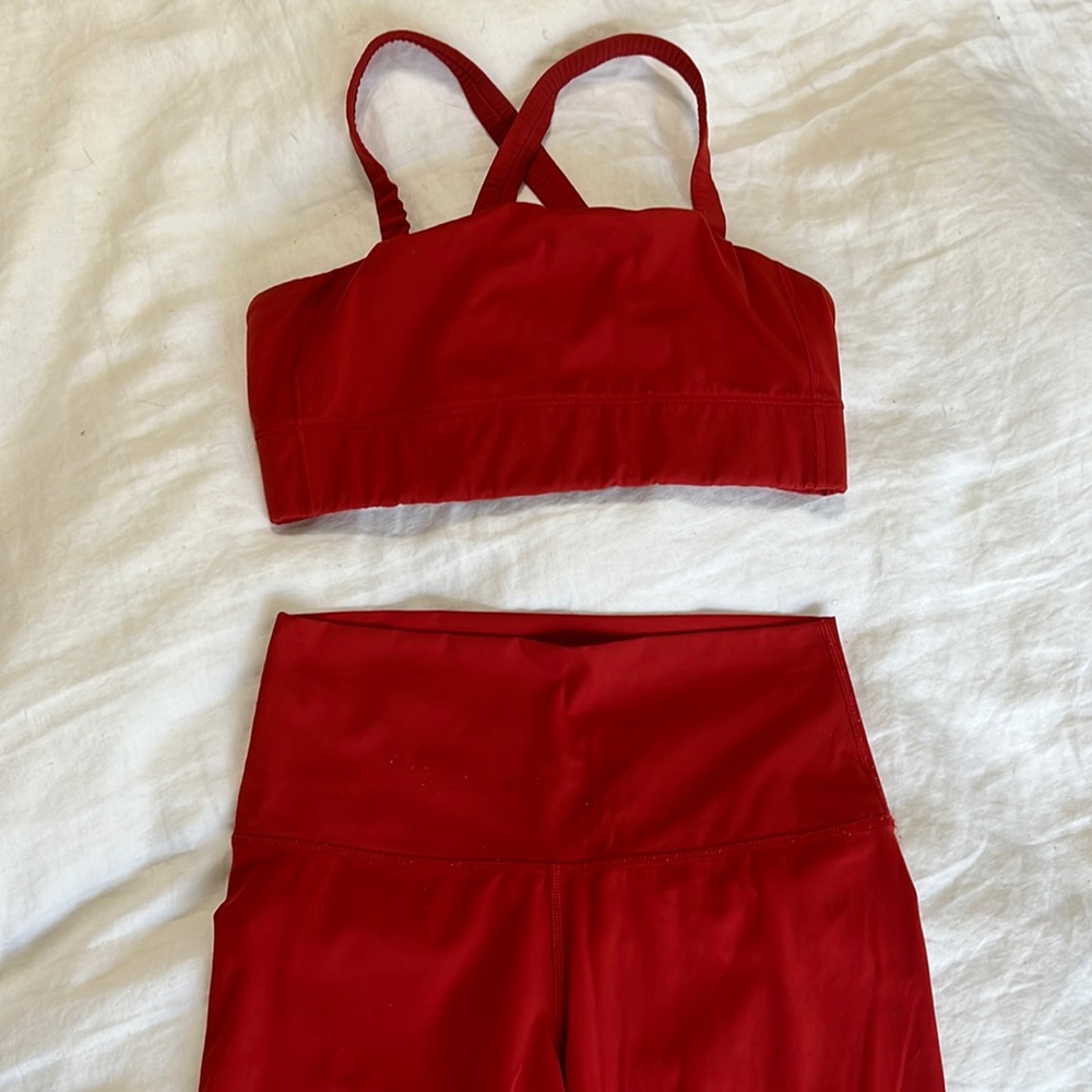 Everlane Perform active wear set